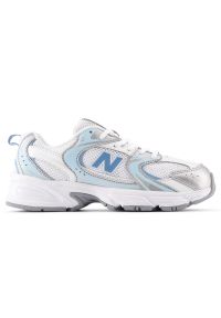 Buty dziecięce New Balance GR530ED – białe. Okazja: na uczelnię, na co dzień. Kolor: biały. Materiał: guma, materiał, syntetyk. Szerokość cholewki: normalna