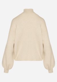 Born2be - Jasnobeżowy Golf z Bufiastymi Rękawami Wedelia. Okazja: na co dzień. Typ kołnierza: golf. Kolor: beżowy. Materiał: jeans. Styl: casual, elegancki, klasyczny #5