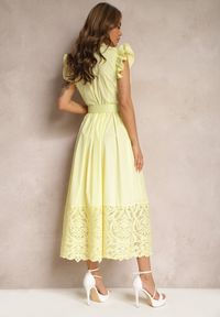 Renee - Żółta Koszulowa Sukienka z Ażurowym Zdobieniem i Paskiem z Prostokątną Klamrą Trika. Okazja: na co dzień. Kolor: żółty. Długość rękawa: krótki rękaw. Wzór: ażurowy, aplikacja. Typ sukienki: koszulowe. Styl: casual, klasyczny #3