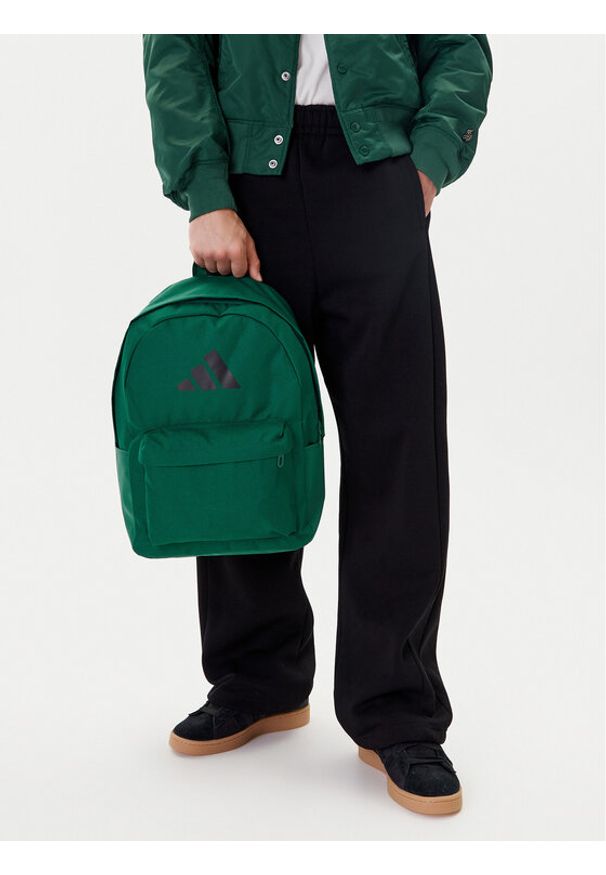 Adidas - adidas Plecak C-CLSC BARS BP IS7053 Zielony. Kolor: zielony. Materiał: materiał
