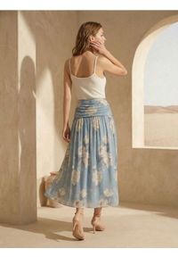 Sinsay - Spódnica midi z marszczeniami w kwiaty - wielobarwny. Wzór: kwiaty #1