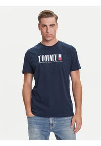Tommy Jeans T-Shirt Dna Flag DM0DM21941 Granatowy Regular Fit. Kolor: niebieski. Materiał: bawełna #1
