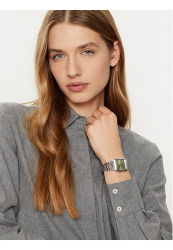 Casio Zegarek Vintage AQ-230A-9AMQYES Srebrny. Kolor: srebrny. Styl: vintage