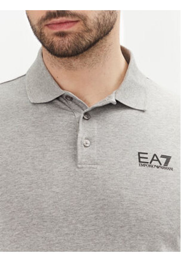 EA7 Emporio Armani Polo 8NPF14 PJVQZ 3905 Szary Regular Fit. Typ kołnierza: polo. Kolor: szary. Materiał: bawełna