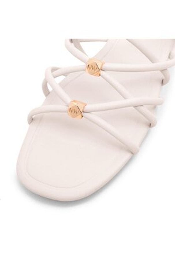 Nine West Sandały 123AL1737 Biały. Kolor: biały. Materiał: skóra
