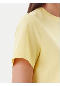 Vero Moda T-Shirt Sonna 10327143 Żółty Regular Fit. Kolor: żółty. Materiał: bawełna #3