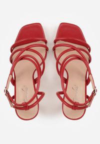 Renee - Czerwone Sandały na Klepsydrowej Szpilce z Geometrycznymi Paskami Molthise. Zapięcie: pasek. Kolor: czerwony. Wzór: geometria. Obcas: na szpilce. Styl: wizytowy, glamour #5