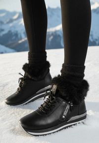 Born2be - Czarne Botki Sneakersy na Grubej Podeszwie z Futerkiem Biqilee. Kolor: czarny. Materiał: futro #1