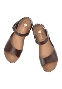 Sandały damskie Armodo, cholewka ze skóry naturalnej płaska stabilna podeszwa minimalistyczny fason, brązowe, 40252. Okazja: na co dzień. Zapięcie: pasek. Kolor: brązowy. Materiał: skóra. Styl: casual, elegancki #7