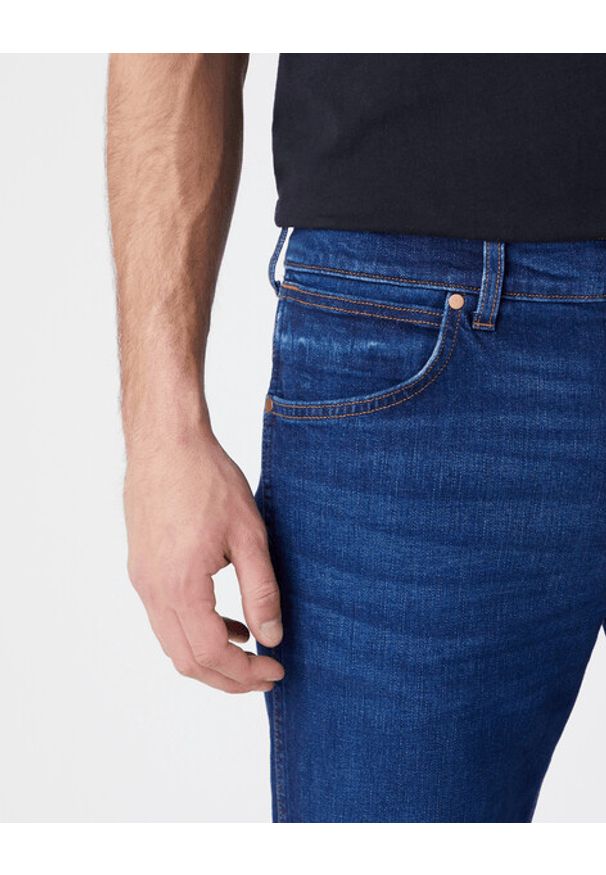 Wrangler - WRANGLER GREENSBORO MĘSKIE SPODNIE JEANSOWE THE BULLSEYE W15QYI39K 112144766