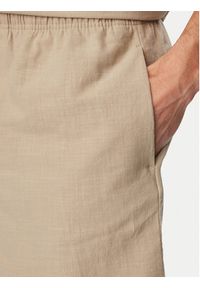 YSABEL MORA - Ysabel Mora Szorty materiałowe 90539 Beżowy ciemny Regular Fit. Kolor: beżowy. Materiał: bawełna #4