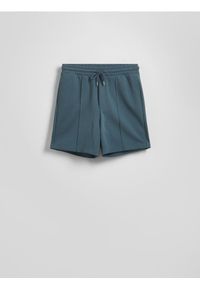 Reserved - Szorty comfort z przeszyciami - granatowy. Kolor: niebieski. Materiał: bawełna, dzianina #1