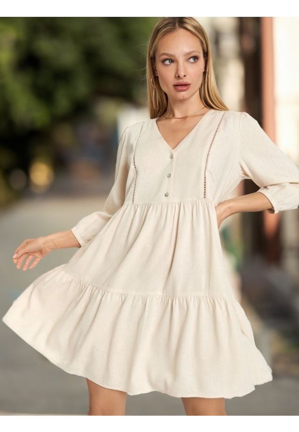 Sinsay - Sukienka mini babydoll - kremowy. Kolor: kremowy. Materiał: skóra, wiskoza, len. Długość: mini