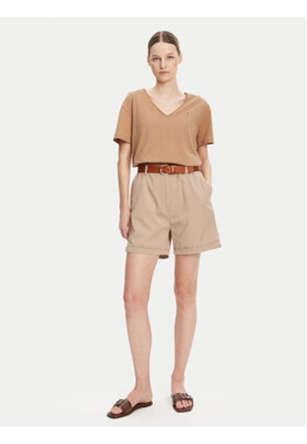 TOMMY HILFIGER - Tommy Hilfiger T-Shirt WW0WW43901 Beżowy Relaxed Fit. Kolor: beżowy. Materiał: bawełna