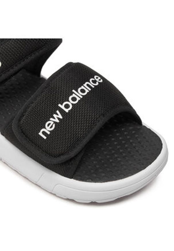 New Balance Sandały SYA750J3 Czarny. Kolor: czarny. Materiał: materiał