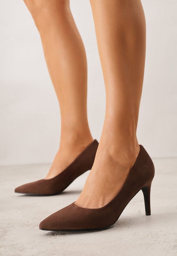 Born2be - Brązowe Szpilki Vices ze Skórzaną Wkładką Cleliae. Okazja: na spotkanie biznesowe. Kolor: brązowy. Materiał: skóra. Obcas: na szpilce. Styl: biznesowy, elegancki, klasyczny. Wysokość obcasa: średni