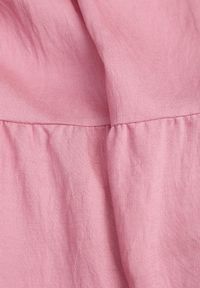 Renee - Różowa Sukienka z Wiskozy o Rozkloszowanym Kroju z Bufiastymi Rękawkami Rosena. Kolor: różowy. Materiał: wiskoza. Długość rękawa: krótki rękaw. Sezon: lato. Typ sukienki: rozkloszowane. Długość: maxi #5