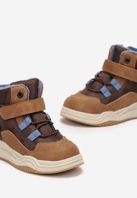 Born2be - Brązowe Botki Sportowe z Rzepem Pollacce. Okazja: na uczelnię, na co dzień. Kolor: brązowy. Materiał: jeans. Styl: sportowy