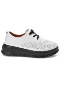Białe Półbuty Artiker Modne Obuwie Damskie. Kolor: biały. Materiał: materiał. Styl: sportowy, elegancki #5