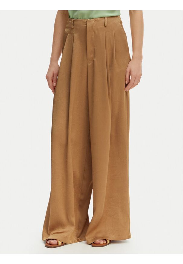 Iconique Spodnie palazzo Harper IC26-014 Brązowy jasny Wide Leg. Kolor: brązowy. Materiał: syntetyk