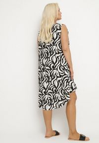 Born2be - Czarna Rozkloszowana Sukienka z Wiskozy o Trapezowym Kroju Bez Rękawów Folariela. Okazja: na co dzień. Kolor: czarny. Materiał: wiskoza. Długość rękawa: bez rękawów. Typ sukienki: trapezowe. Styl: elegancki, casual, klasyczny #3