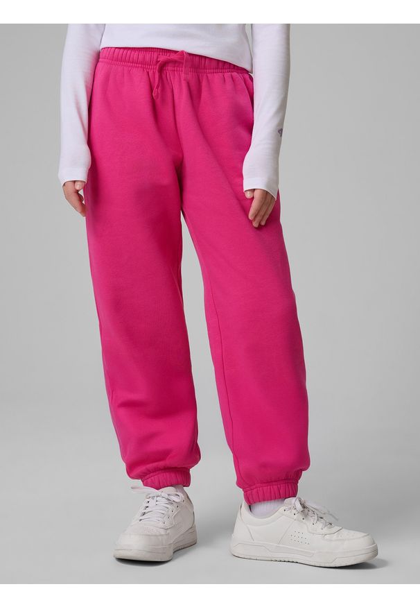 4f - 4F Spodnie dresowe joggery dziewczęce - różowe 146 (10-11 lat). Okazja: na co dzień. Kolor: różowy. Materiał: dresówka. Sezon: lato. Styl: casual, sportowy