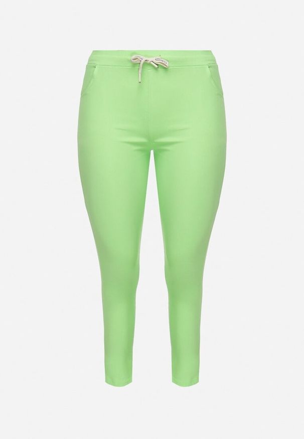 Born2be - Jasnozielone Spodnie z Wysokim Stanem oraz Gumką w Pasie i Regulowanymi Troczkami Berlioza. Okazja: na co dzień. Stan: podwyższony. Kolor: zielony. Styl: casual