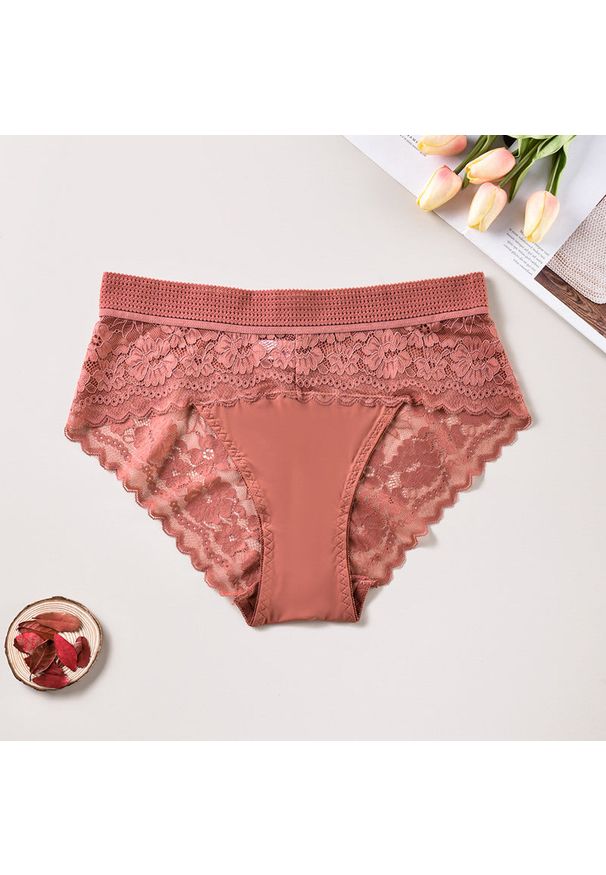 Intica - Figi z koronkowym pasem na co dzień i okazje Trautlind. Kolor: różowy. Materiał: koronka. Wzór: koronka