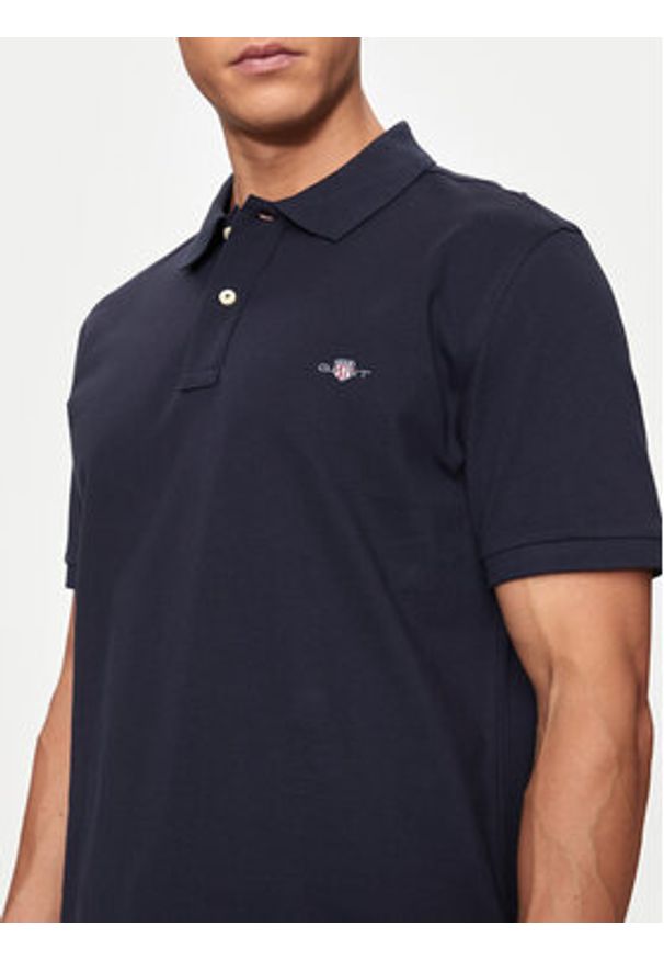 GANT - Gant Polo Shield 2220 Granatowy Slim Fit. Typ kołnierza: polo. Kolor: niebieski. Materiał: bawełna