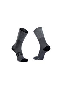 Skarpety rowerowe NORTHWAVE EXTREME PRO HIGH SOCK czarne. Kolor: czarny. Sport: kolarstwo