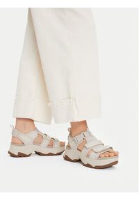 Teva Sandały 1164570 Écru. Kolor: kremowy. Materiał: materiał #7