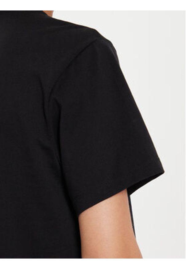 Guess Jeans T-Shirt W4YI05 K8HM0 Czarny Boxy Fit. Kolor: czarny. Materiał: bawełna