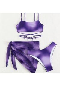Intica - Komplet bikini z pareo na plażę i basen Eufrasia. Kolor: fioletowy. Materiał: materiał