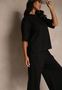 Renee - Czarny Komplet z Wiskozą Spodnie z Szeroką Nogawką i T-shirt Nalioma. Kolor: czarny. Materiał: wiskoza