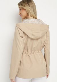 Born2be - Beżowa Kurtka Parka o Dwustronnym Fasonie z Odpinanym Kapturem Desanilia. Okazja: na co dzień, na spacer. Kolor: beżowy. Materiał: jeans. Styl: casual, elegancki #6
