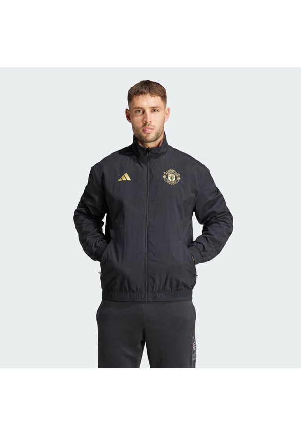 Adidas - Bluza Manchester United Stone Roses Anthem. Kolor: czarny, wielokolorowy. Materiał: materiał. Sport: piłka nożna
