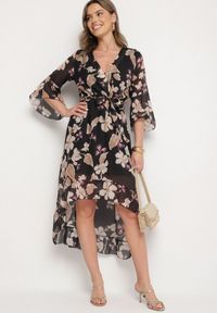 Born2be - Czarna Bawełniana Sukienka Kopertowa o Asymetrycznym Kroju z Wiązanym Paskiem Niteira. Okazja: na randkę, na co dzień. Typ kołnierza: dekolt w kształcie V. Kolor: czarny. Materiał: bawełna. Typ sukienki: kopertowe, asymetryczne. Styl: casual #3