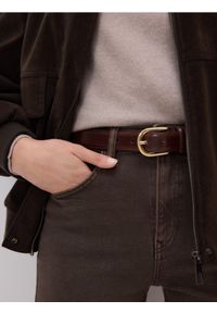 Reserved - Skórzany pasek z klamrą - ciemnobrązowy. Kolor: brązowy. Materiał: skóra #1