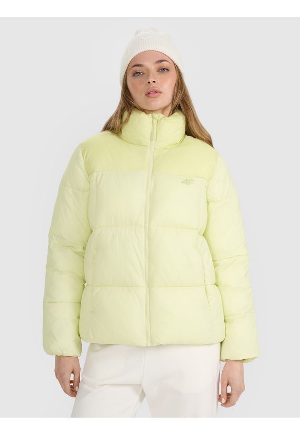4f - 4F Kurtka puchowa z wypełnieniem syntetycznym damska - zielona L. Okazja: na co dzień. Typ kołnierza: bez kaptura. Kolor: zielony. Materiał: puch, syntetyk. Długość: długie. Sezon: zima. Styl: casual, klasyczny, sportowy