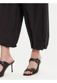Pinko - PINKO Spodnie materiałowe 105210 A2LD Czarny Relaxed Fit. Kolor: czarny. Materiał: bawełna #5