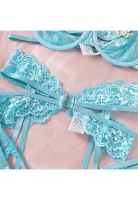 Intica - Komplet bielizny z haftem regulowane ramiączka Ayumi. Kolor: żółty. Materiał: materiał. Wzór: haft #11