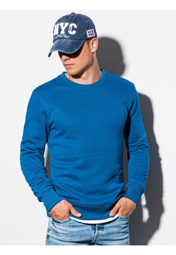 Ombre Clothing - Bluza męska bez kaptura BASIC - niebieska V18 B978 - L. Okazja: na co dzień. Typ kołnierza: bez kaptura. Kolor: niebieski. Materiał: poliester, materiał, bawełna. Styl: casual, klasyczny