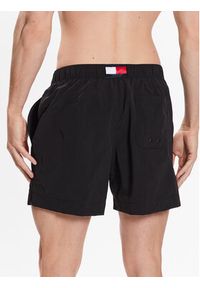 TOMMY HILFIGER - Tommy Hilfiger Szorty kąpielowe Essential UM0UM02793 Czarny Regular Fit. Kolor: czarny. Materiał: syntetyk