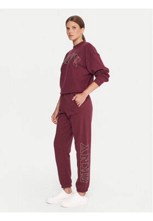 DKNY Sport Spodnie dresowe DP5P3737 Bordowy Regular Fit. Kolor: czerwony. Materiał: bawełna