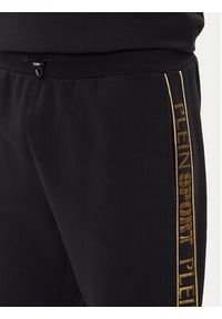 Plein Sport Spodnie dresowe PAEC MJT2602 STE003N Czarny Regular Fit. Kolor: czarny. Materiał: bawełna #3