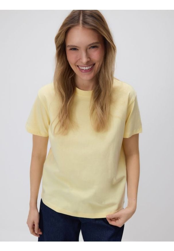 Reserved - Bawełniany t-shirt regular - żółty. Kolor: żółty. Materiał: bawełna