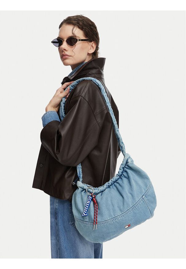 TOMMY HILFIGER - Tommy Hilfiger Torebka Tjw Icon Charms Denim Hobo AW0AW19259 Niebieski. Kolor: niebieski