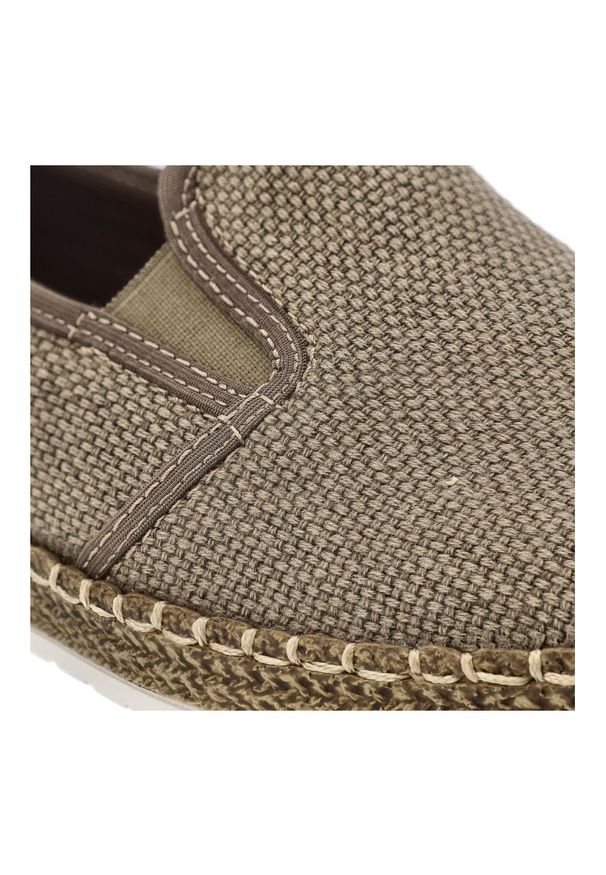 Beżowe Espadryle Rieker Eleganckie Wsuwane Obuwie Męskie. Okazja: na co dzień. Zapięcie: bez zapięcia. Kolor: beżowy. Materiał: materiał, guma, jeans. Sezon: lato. Styl: elegancki