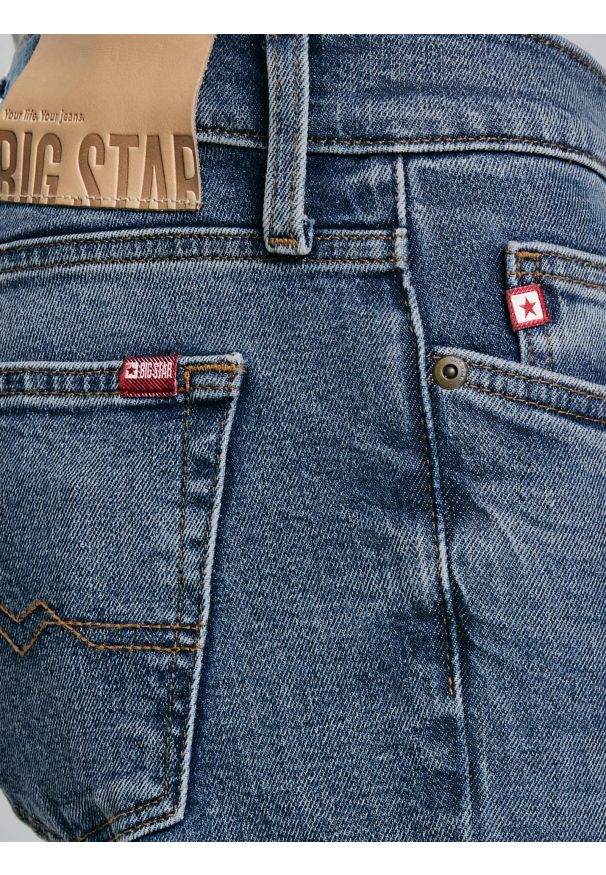 Big-Star - Jeansy męskie dopasowane niebieskie Terry Slim 331. Okazja: na co dzień. Stan: obniżony. Kolor: niebieski. Styl: elegancki, klasyczny, casual