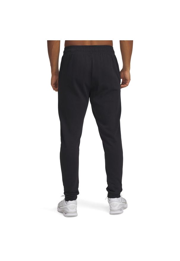 Spodnie dresowe męskie Under Armour. Kolor: czarny. Materiał: dresówka. Sport: fitness